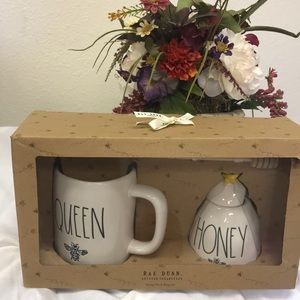 Rae Dunn Queen Bee Mug & Honey Bee Pot